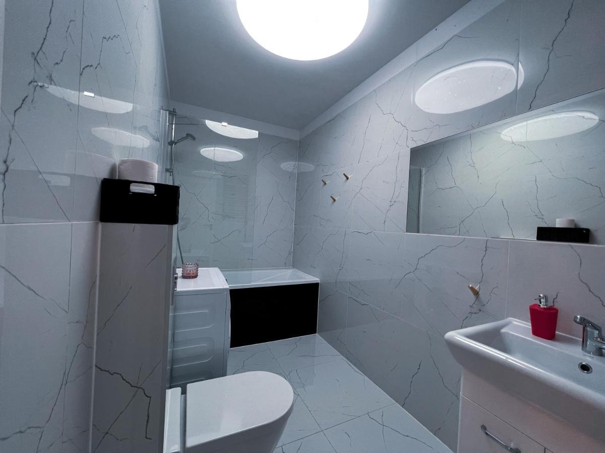 Mojemiedzyzdroje Lu 7A - Luksusowy Apartament 100 Metrow Od Morza Exterior foto